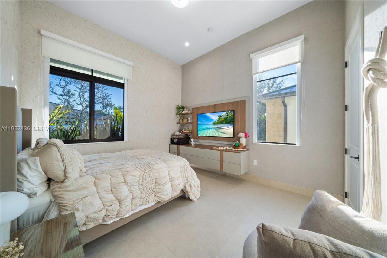 7387 SW 74th Ln , Miami, FL 33143 Photo