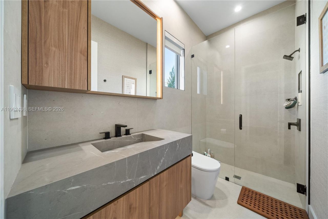 7387 SW 74th Ln , Miami, FL 33143 Photo