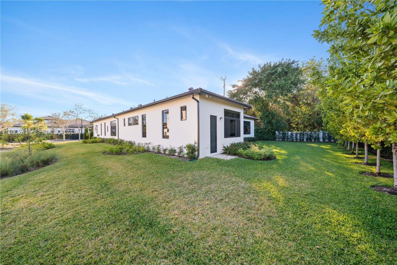 7387 SW 74th Ln , Miami, FL 33143 Photo