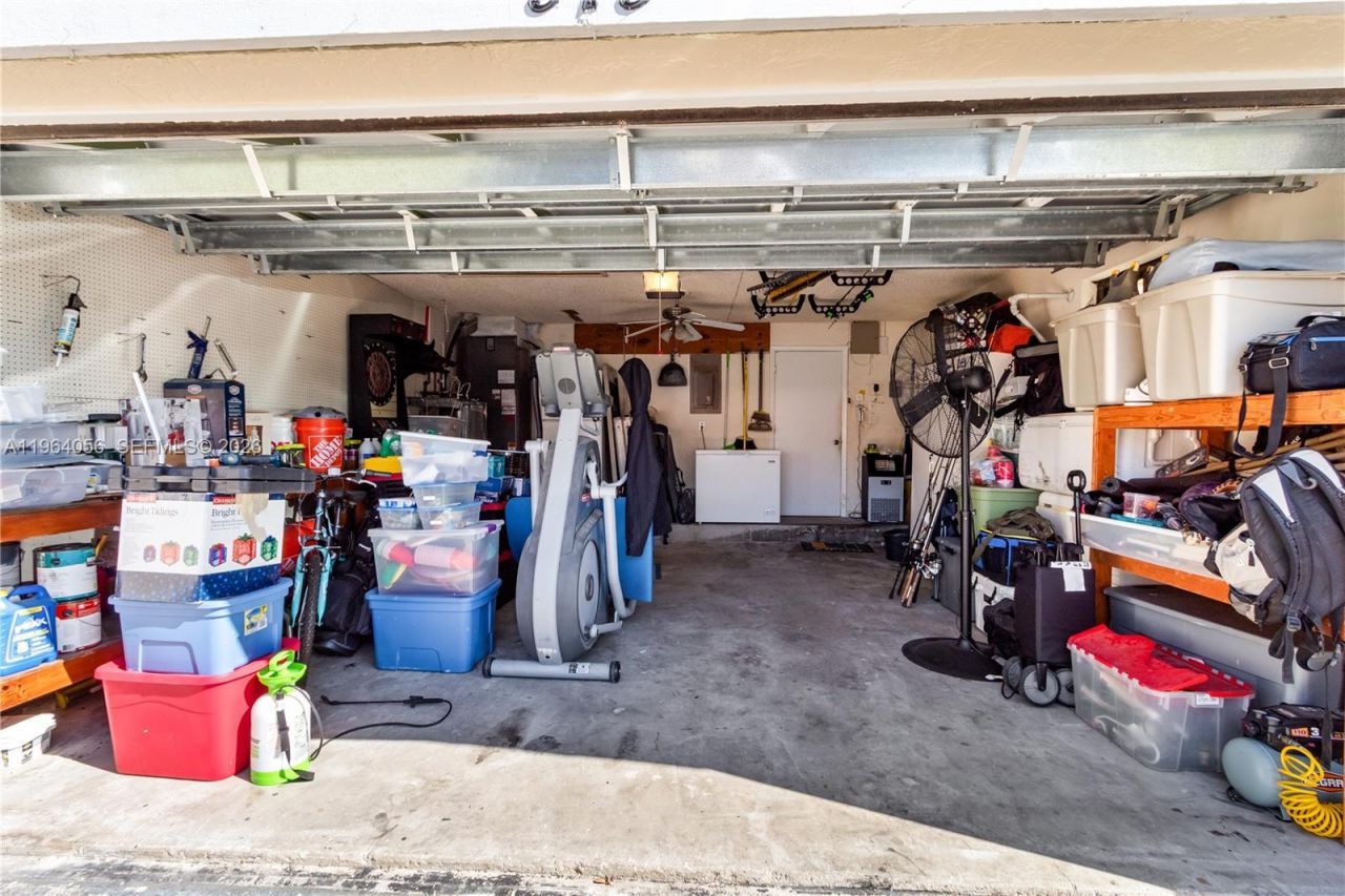 375 NW 107th Ter, Coral Springs, FL 33071 Photo