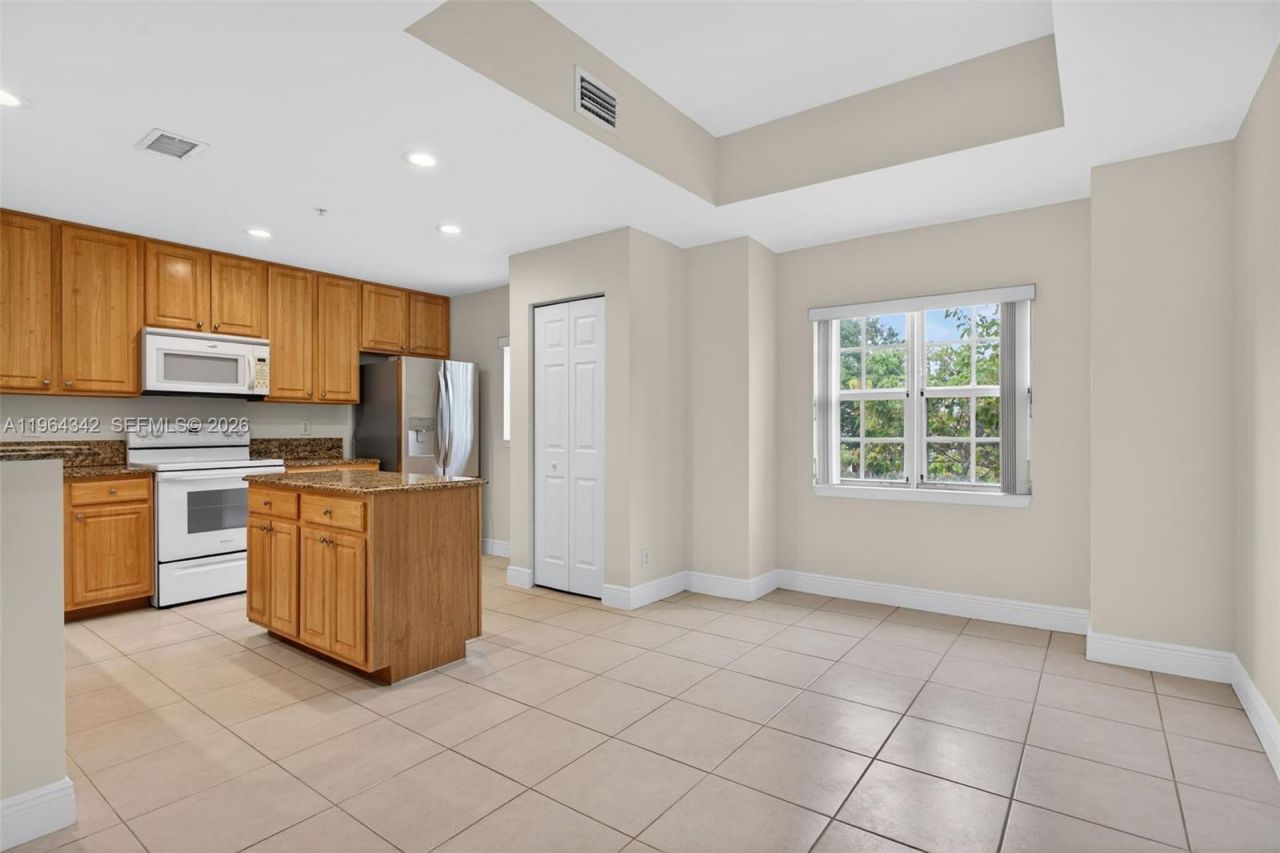 630 SW 1st Dr, Pompano Beach, FL 33060 Photo