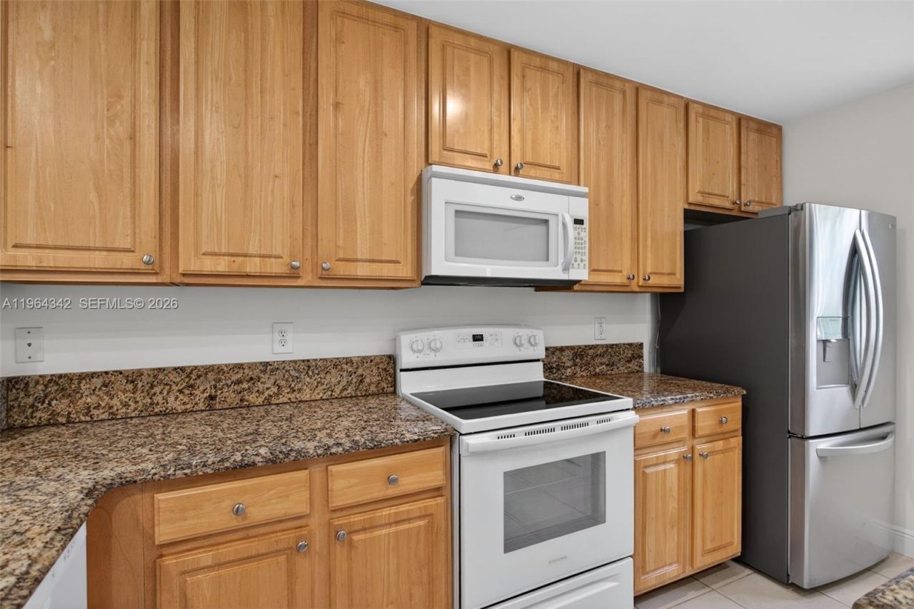 630 SW 1st Dr, Pompano Beach, FL 33060 Photo