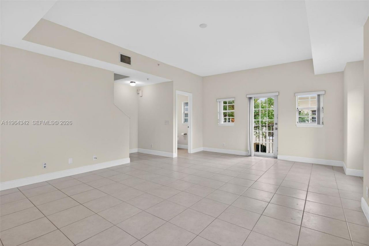 630 SW 1st Dr, Pompano Beach, FL 33060 Photo