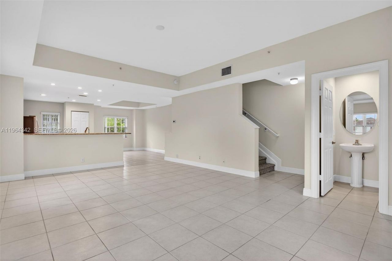 630 SW 1st Dr, Pompano Beach, FL 33060 Photo