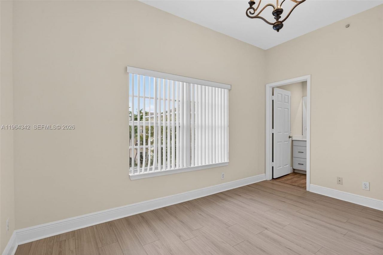 630 SW 1st Dr, Pompano Beach, FL 33060 Photo