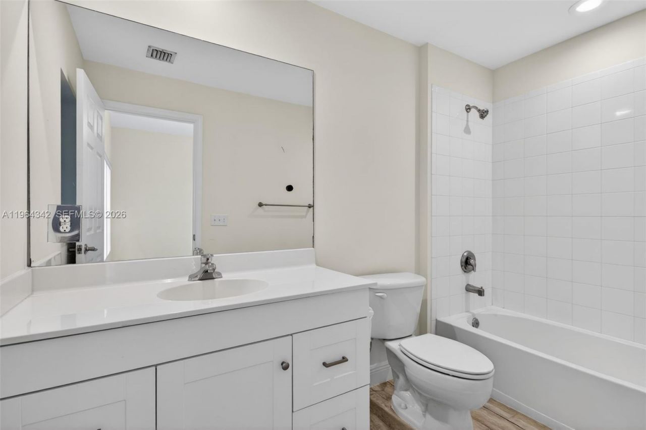 630 SW 1st Dr, Pompano Beach, FL 33060 Photo