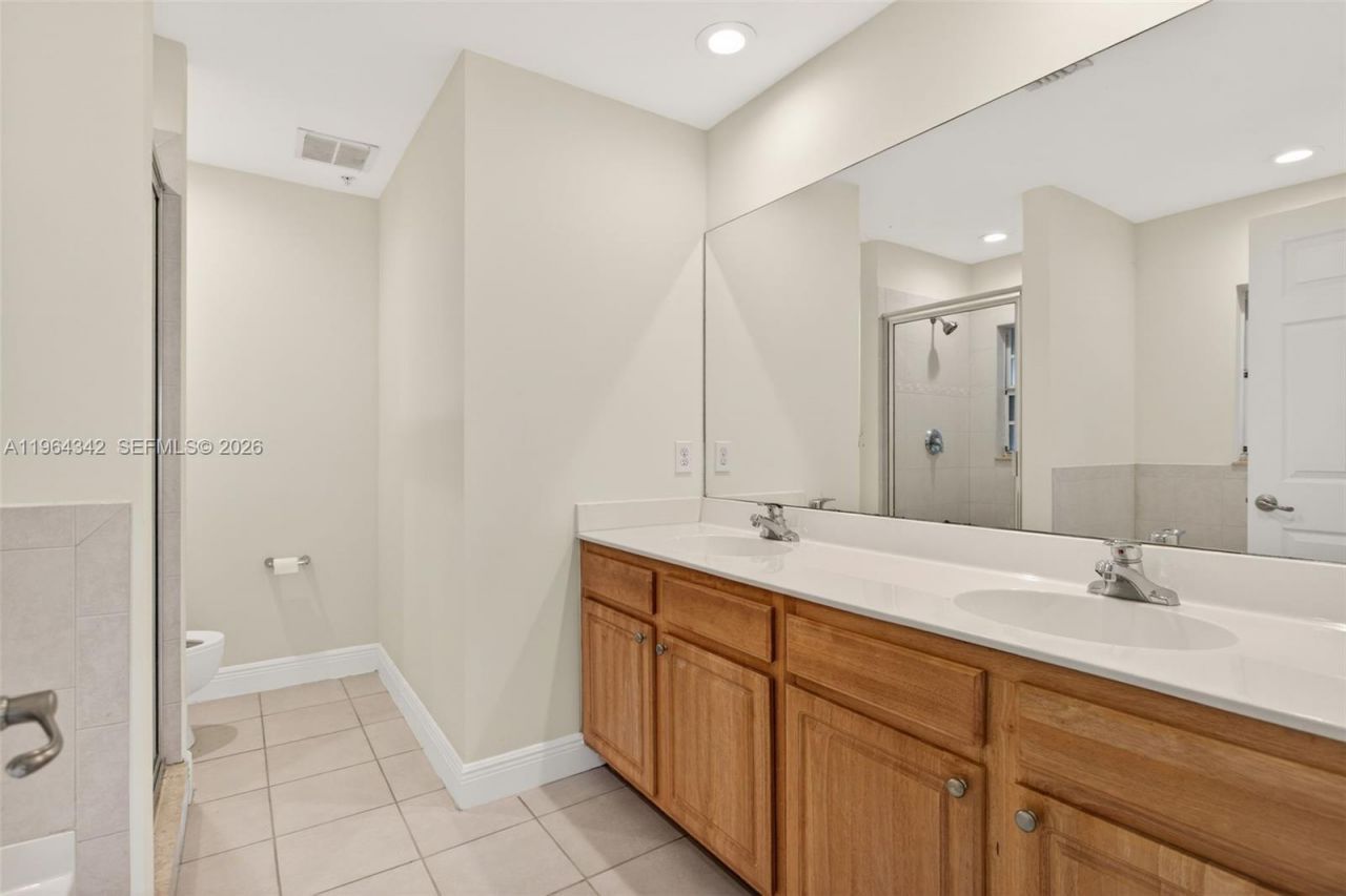 630 SW 1st Dr, Pompano Beach, FL 33060 Photo