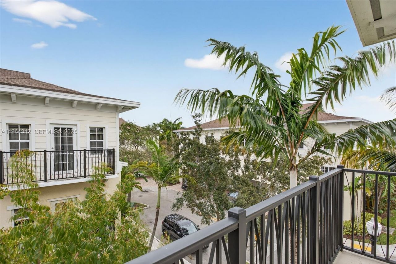 630 SW 1st Dr, Pompano Beach, FL 33060 Photo