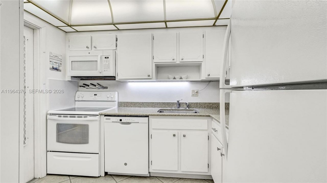 1101 Hillcrest Ct, Unit 103, Hollywood, FL 33021 Photo