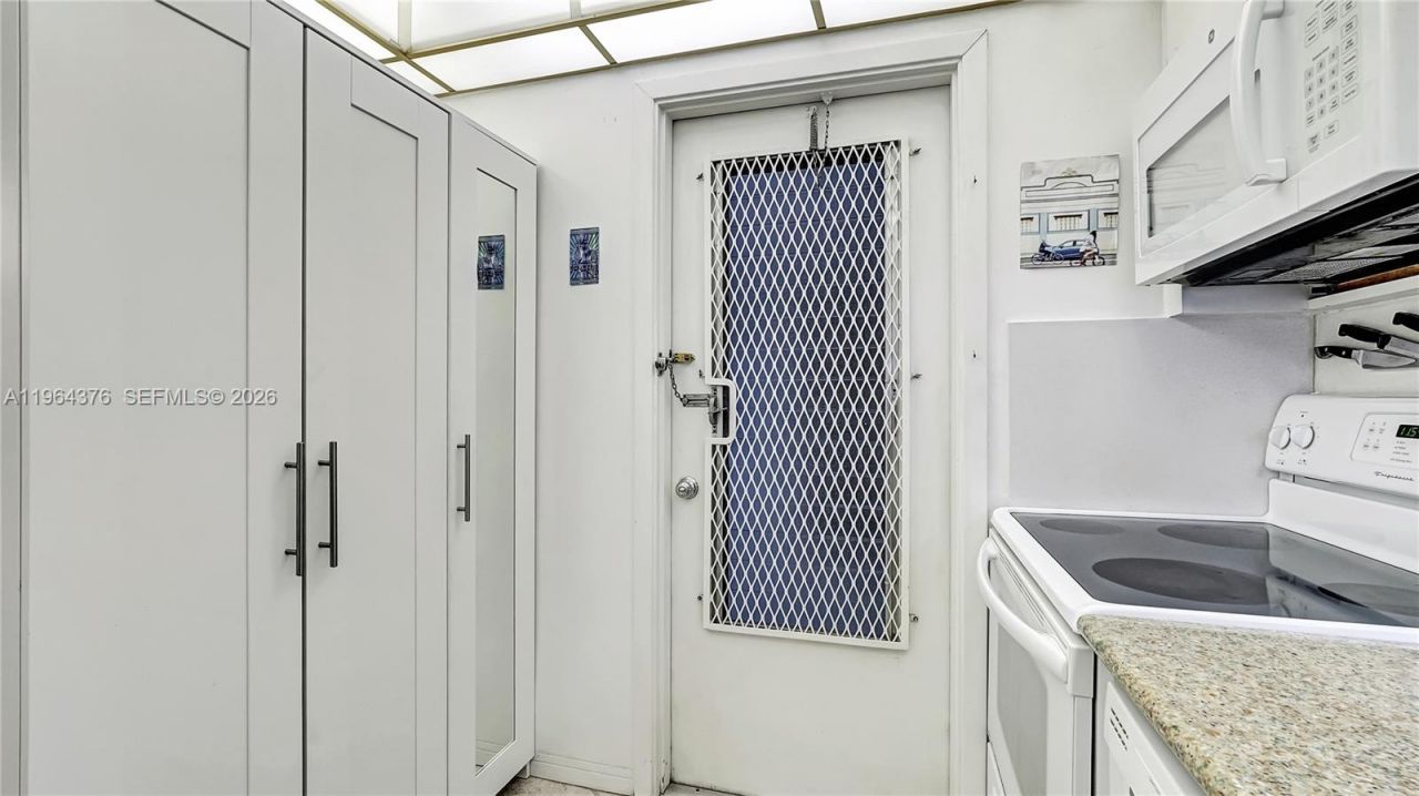 1101 Hillcrest Ct, Unit 103, Hollywood, FL 33021 Photo