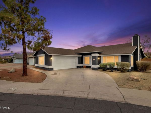 5021 N 86TH Avenue, Glendale, AZ 85305