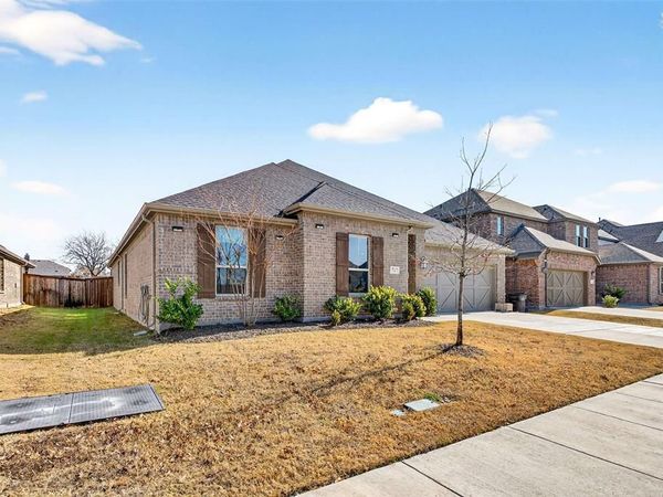 717 Lake Cove Drive, Little Elm, TX 75068