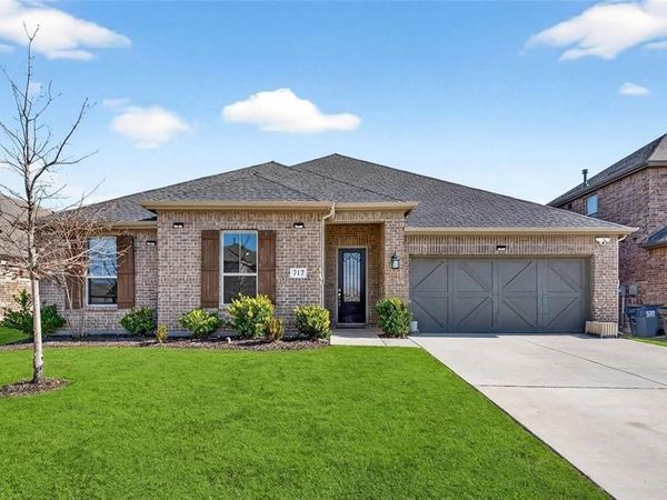 717 Lake Cove Drive, Little Elm, TX 75068