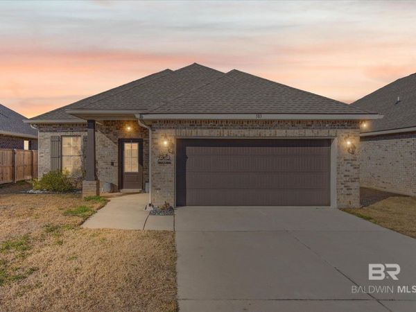 583 Crackwillow Avenue, Fairhope, AL 36532