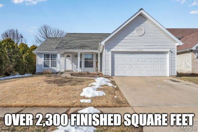 16328 Hampden Place, Florissant, MO 63034 Main Photo