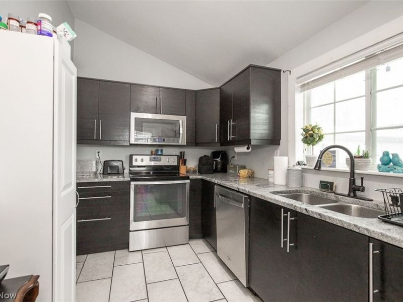 416 Prospect Avenue, Cuyahoga Falls, OH 44221 Photo 10