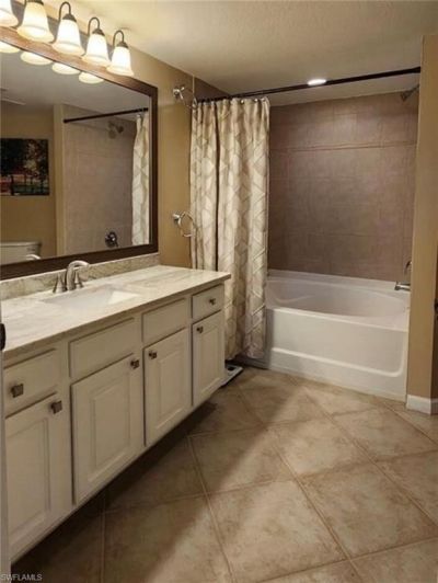 4113 Residence Dr, Unit 223, Fort Myers, FL 33901 Photo