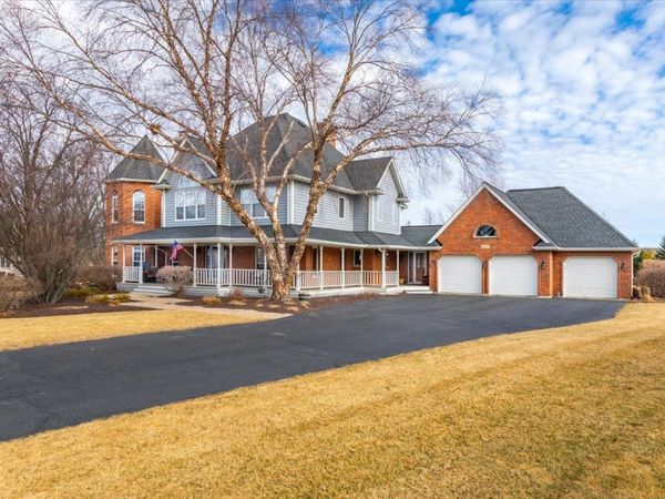 9S271 Stearman Drive, Naperville, IL 60564