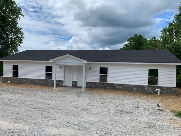 1214 Mill St , Unit A, Westmoreland, TN 37186