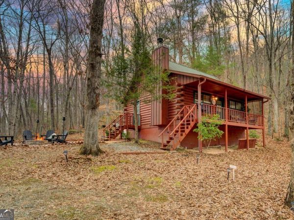 80 Treetop Lane, Blairsville, GA 30512