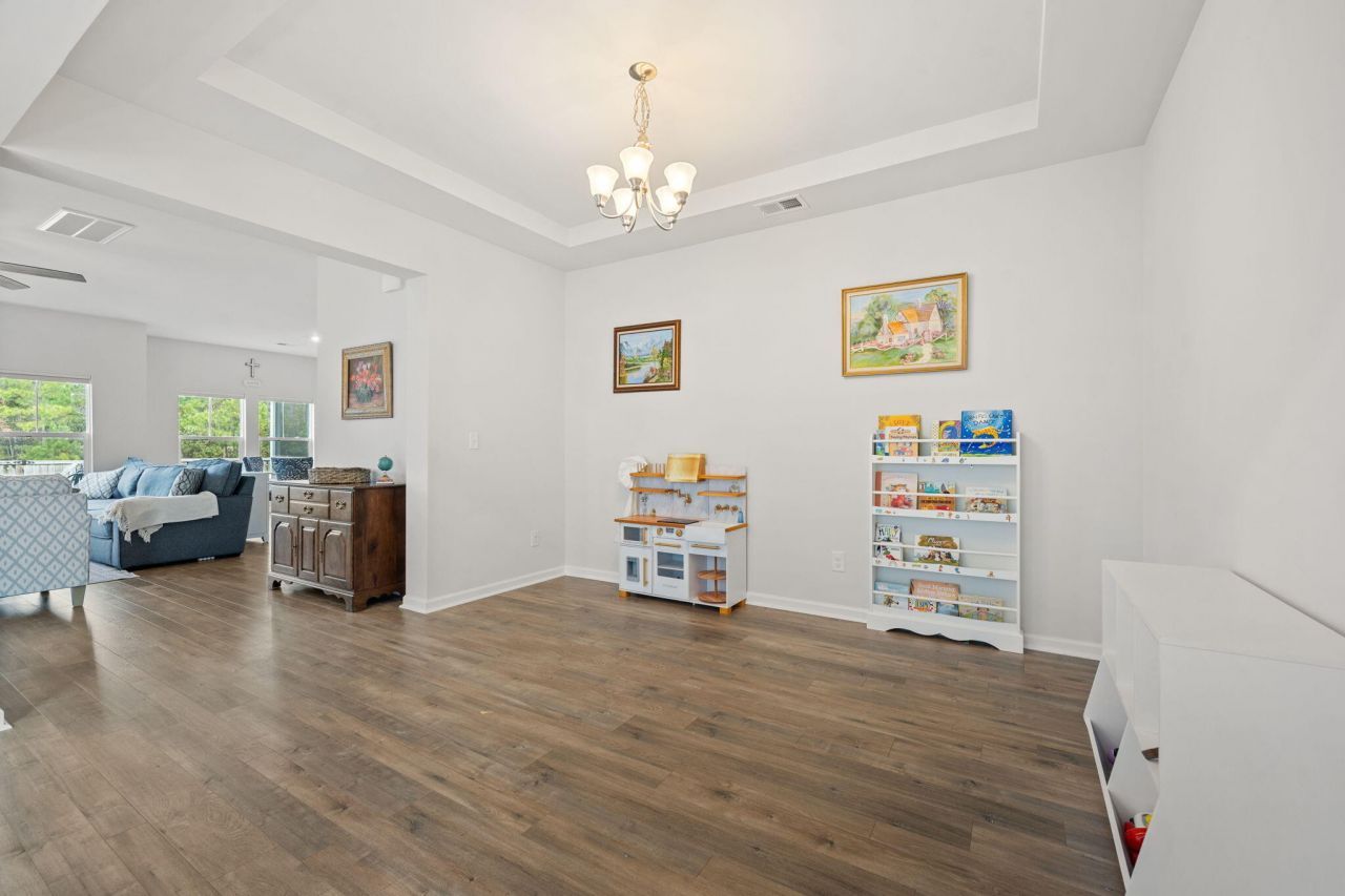 122 Haverhill Street Photo 10