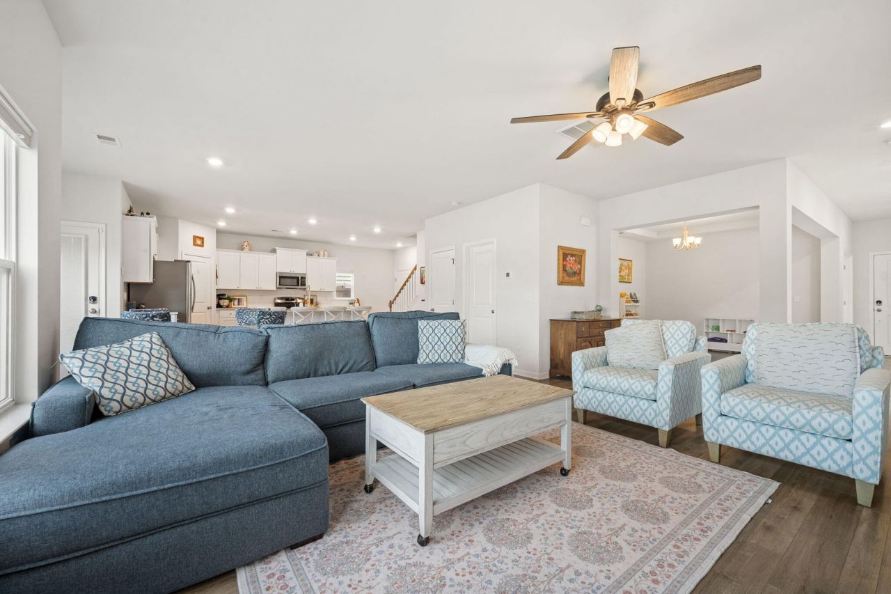 122 Haverhill Street Photo 16