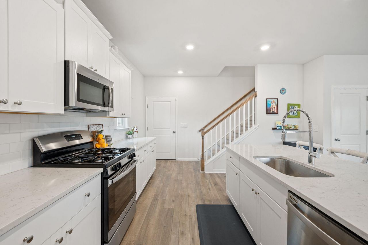 122 Haverhill Street Photo 22