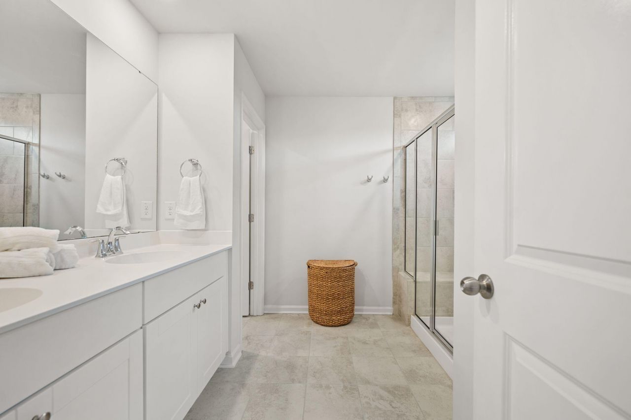 122 Haverhill Street Photo 32