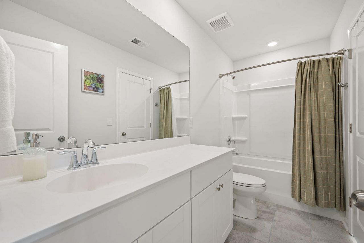 122 Haverhill Street Photo 42