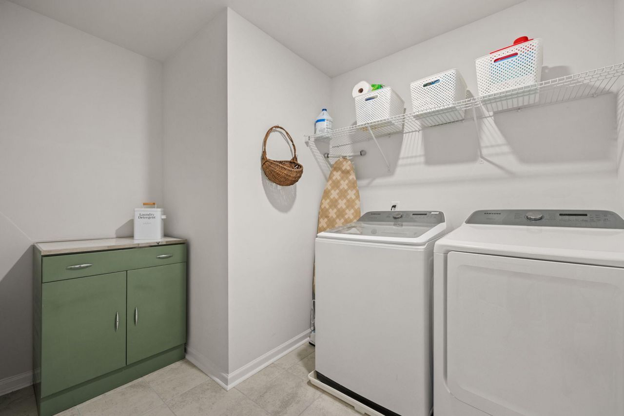 122 Haverhill Street Photo 43