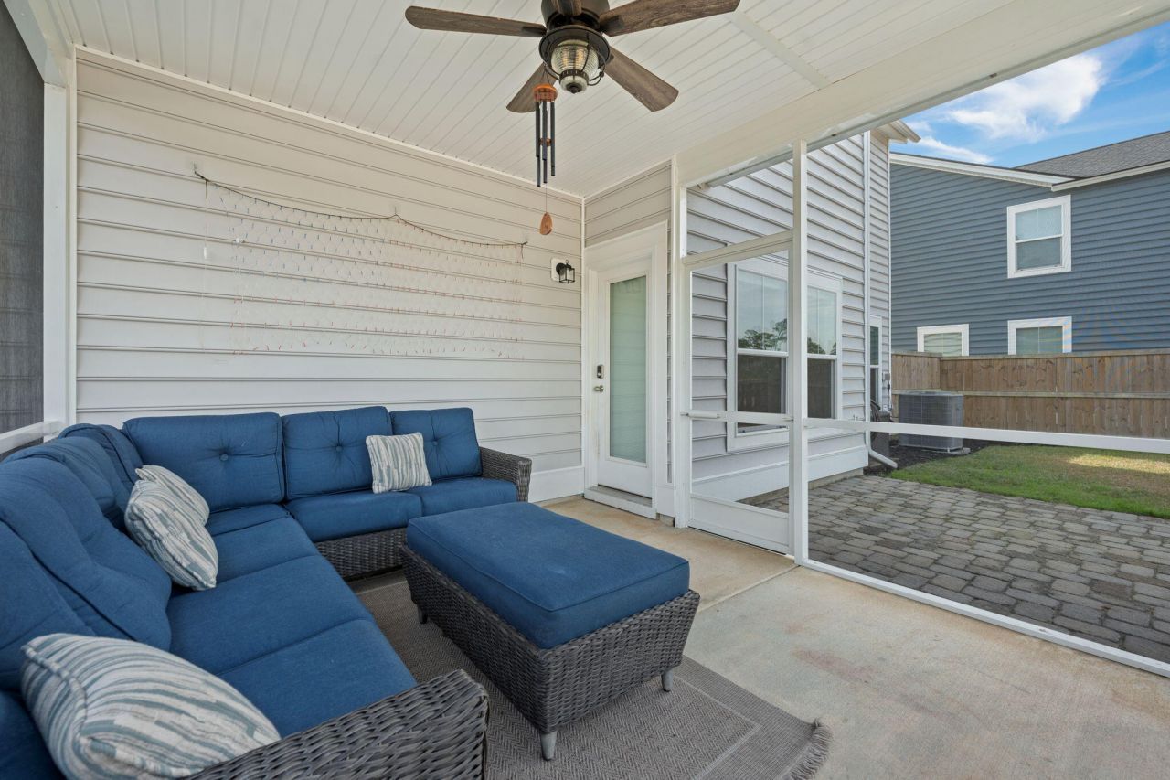 122 Haverhill Street Photo 45