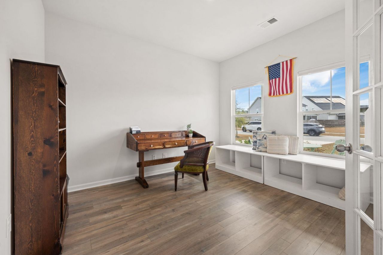 122 Haverhill Street Photo 8