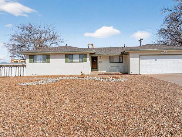 5701 Madeira Place NE, Albuquerque, NM 87110