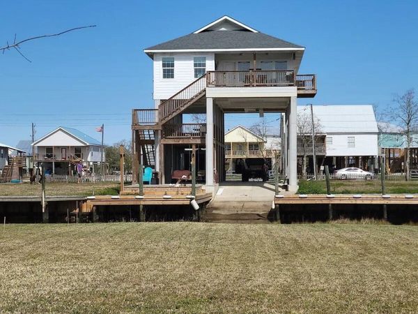 4030 Mindanao, Bay Saint Louis, MS 39520