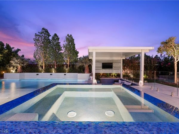 7460 Tucker William Street, Las Vegas, NV 89149