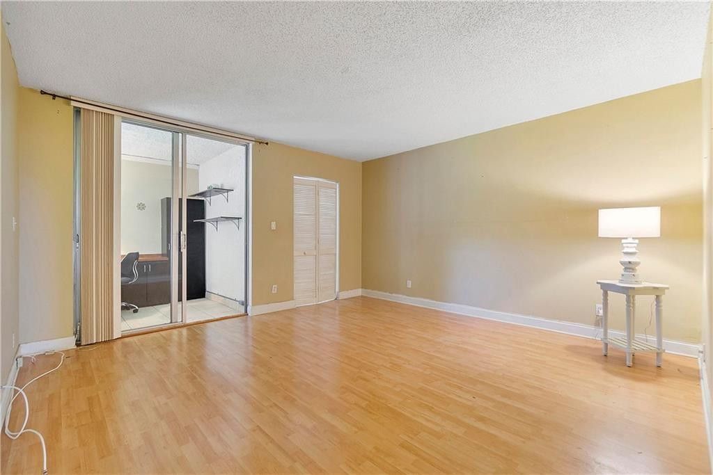 7210 Lake Circle Dr, Unit 306, Margate, FL 33063 Photo