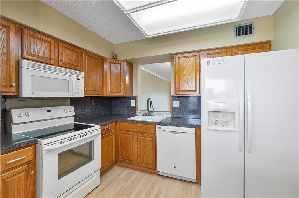 7210 Lake Circle Dr, Unit 306, Margate, FL 33063 Photo