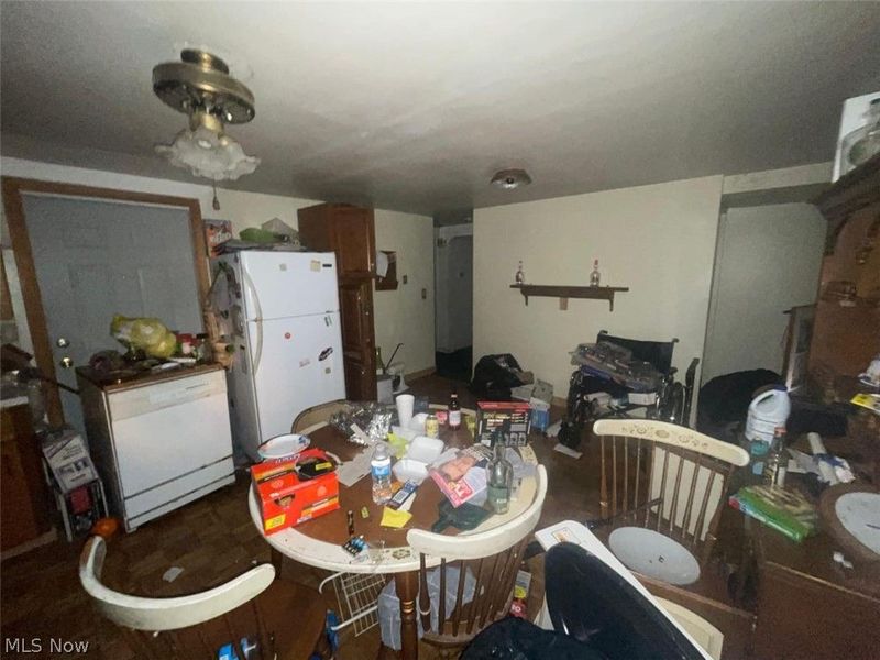 1049 Mckinley Street NE, Warren, OH 44483 Photo 5