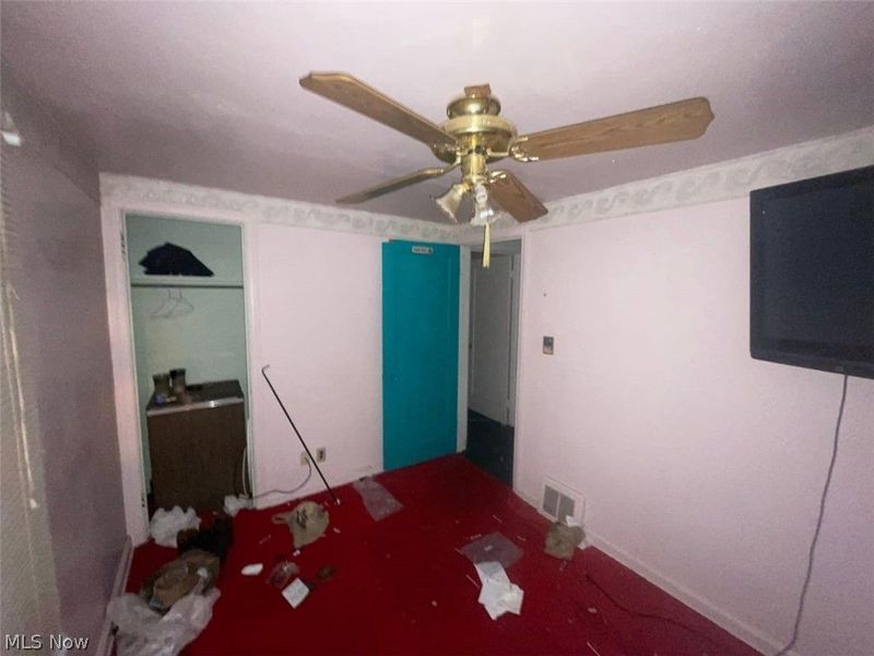 1049 Mckinley Street NE, Warren, OH 44483 Photo 7