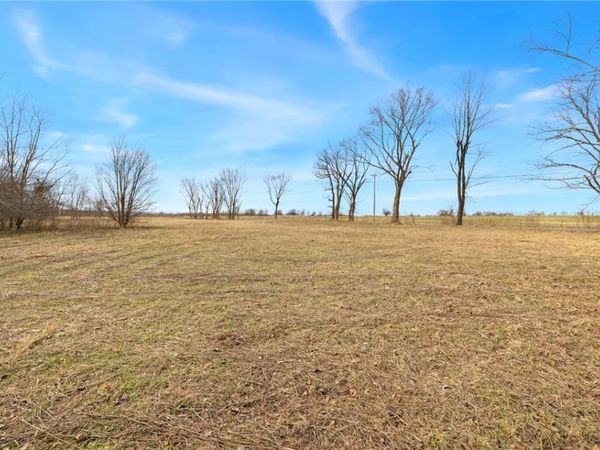 15065 Bethel Blacktop Road, Prairie Grove, AR 72753
