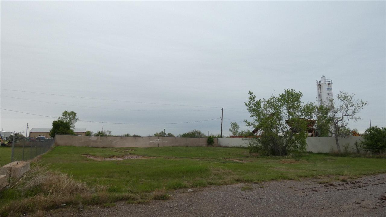 2502 & 2504 SW 38th St, Lawton, OK 73505 Main Photo