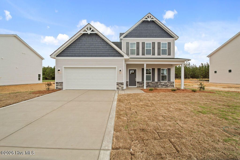 222 Seaford Lane, Aberdeen, NC 28315 Main Photo