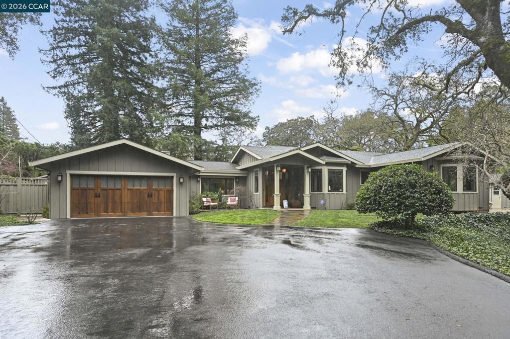 735 735 Arroyo Ct, Lafayette, CA 94549 Main Photo