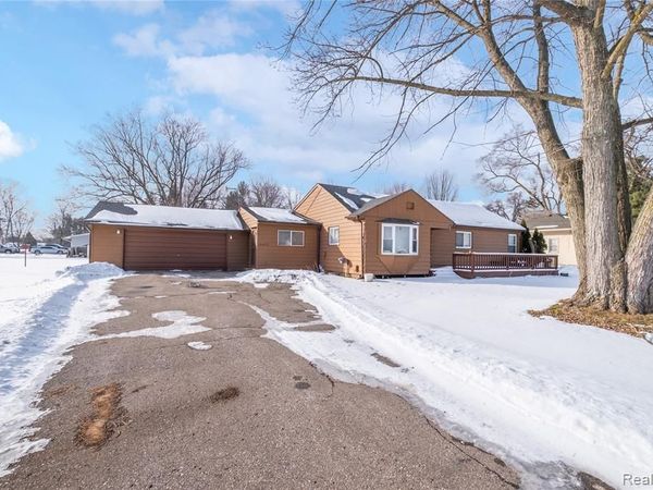 6449 Detroit Street, Mt. Morris Twp, MI 48458