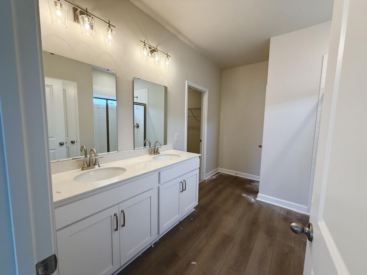 5247 Cottage Landing Drive Photo 19