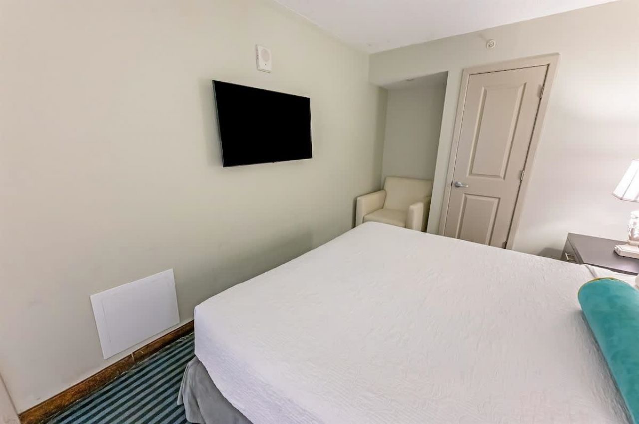 107 S Ocean Blvd.  Photo 13