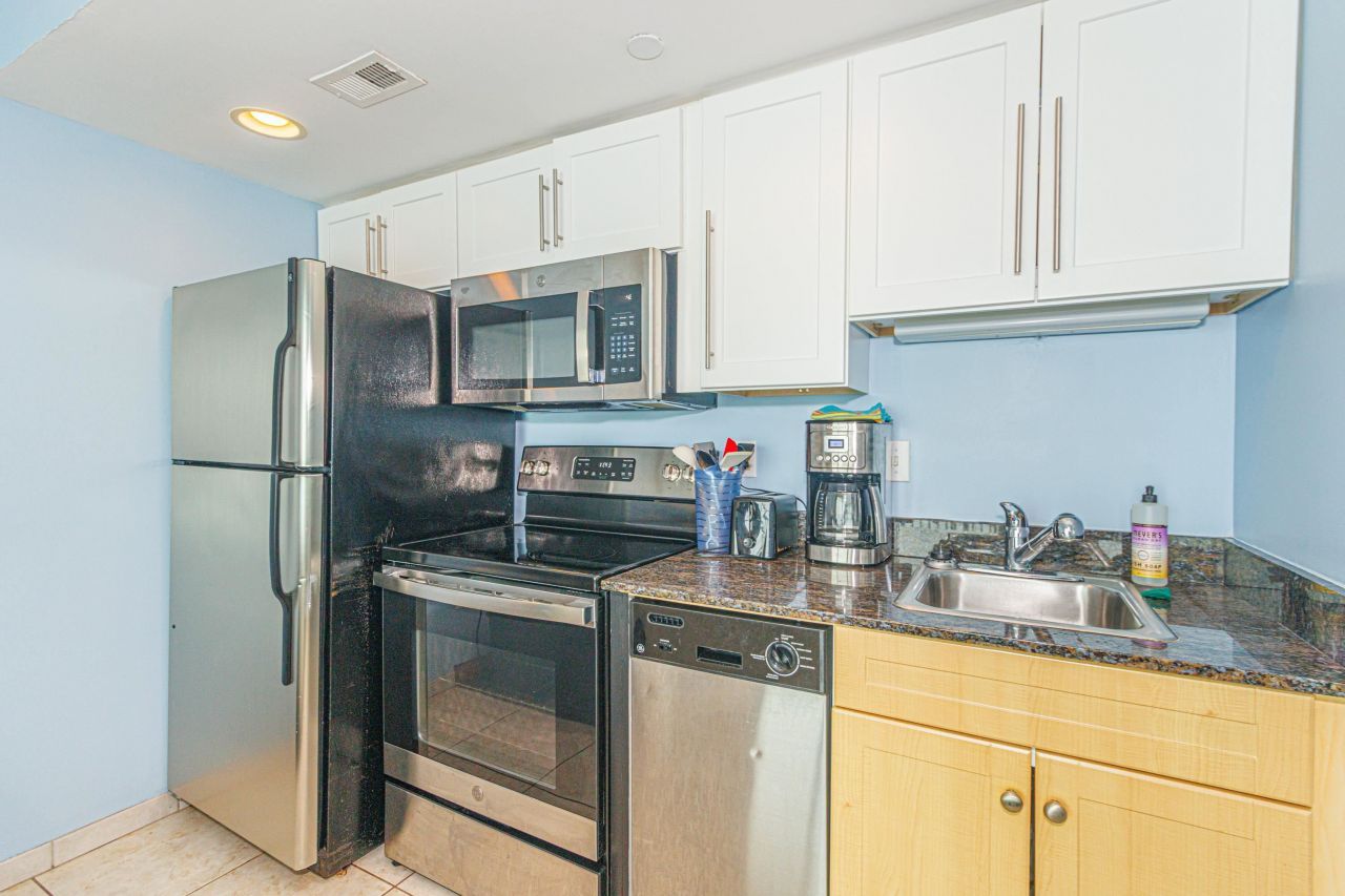 107 S Ocean Blvd. Photo 14