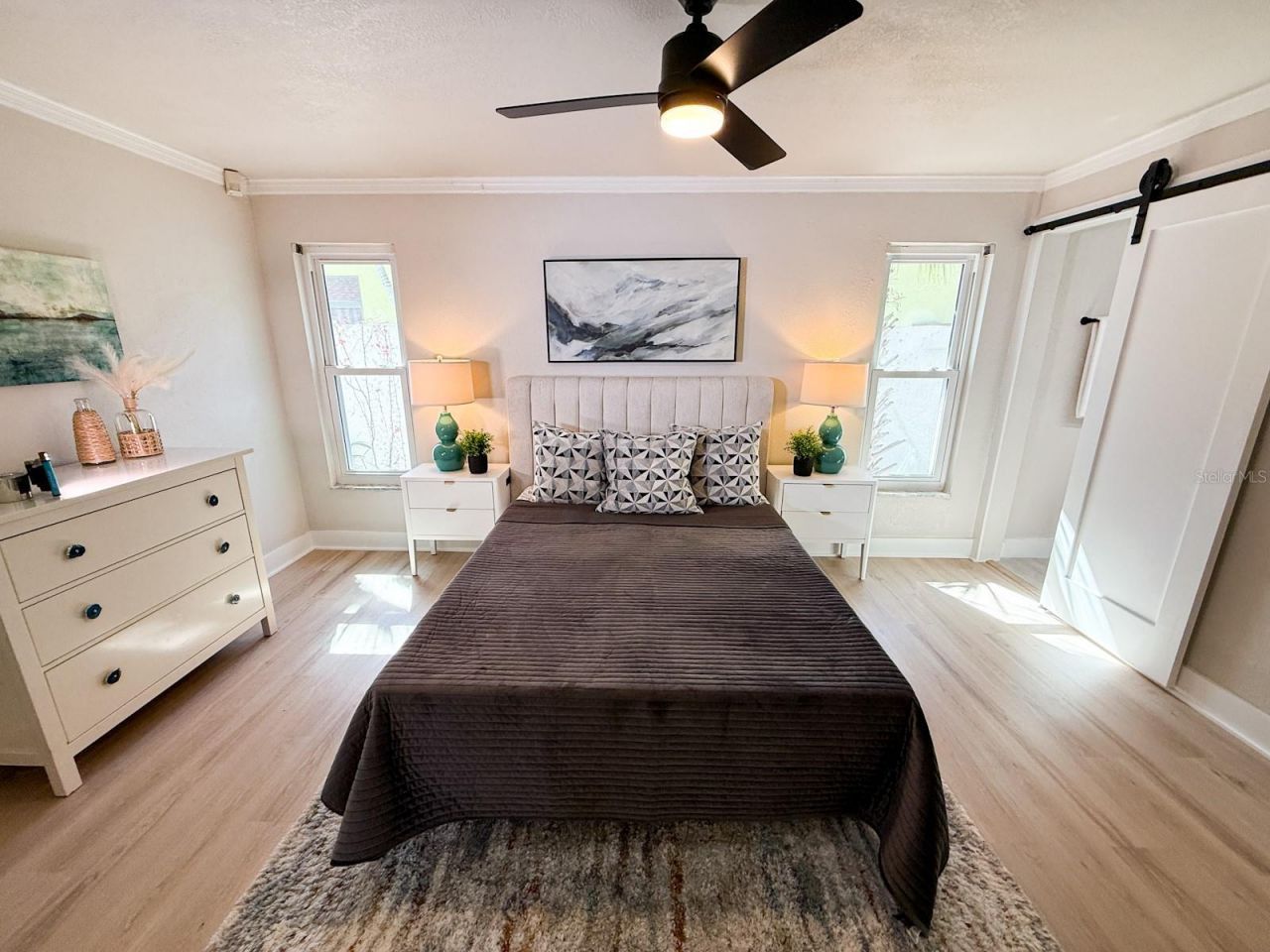 1470 Serpentine Drive S, Saint Petersburg, FL 33705 Photo