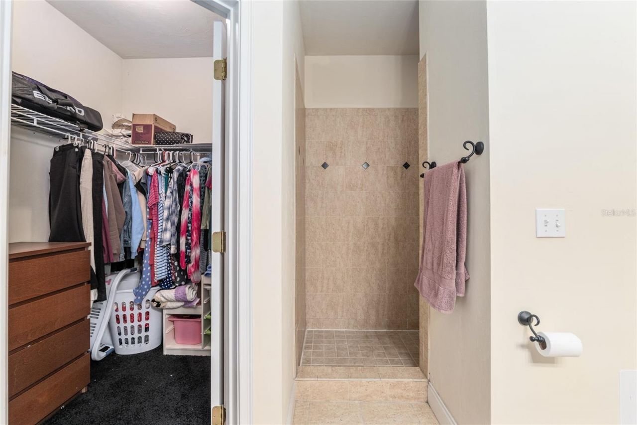 5034 NW 11th Place, Gainesville, FL 32605 Photo