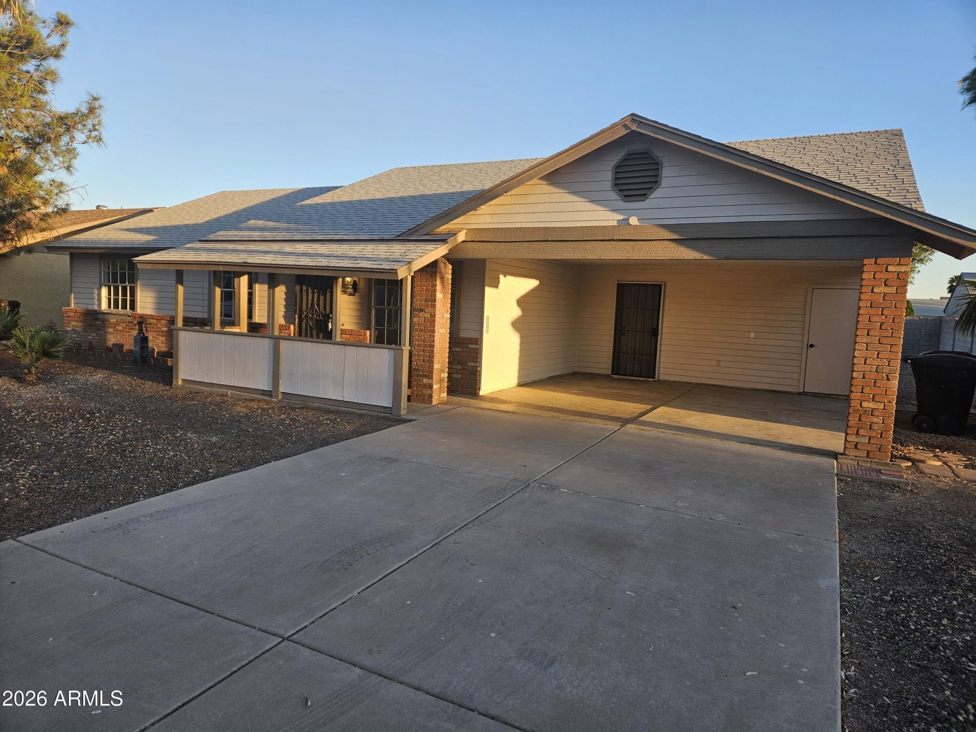 8949 W Cinnabar Avenue, Peoria, AZ 85345 Main Photo
